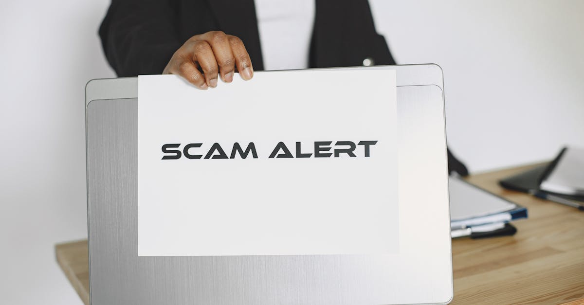 découvrez comment reconnaître et vous protéger contre les appels frauduleux, aussi appelés scam calls, pour éviter les arnaques téléphoniques.
