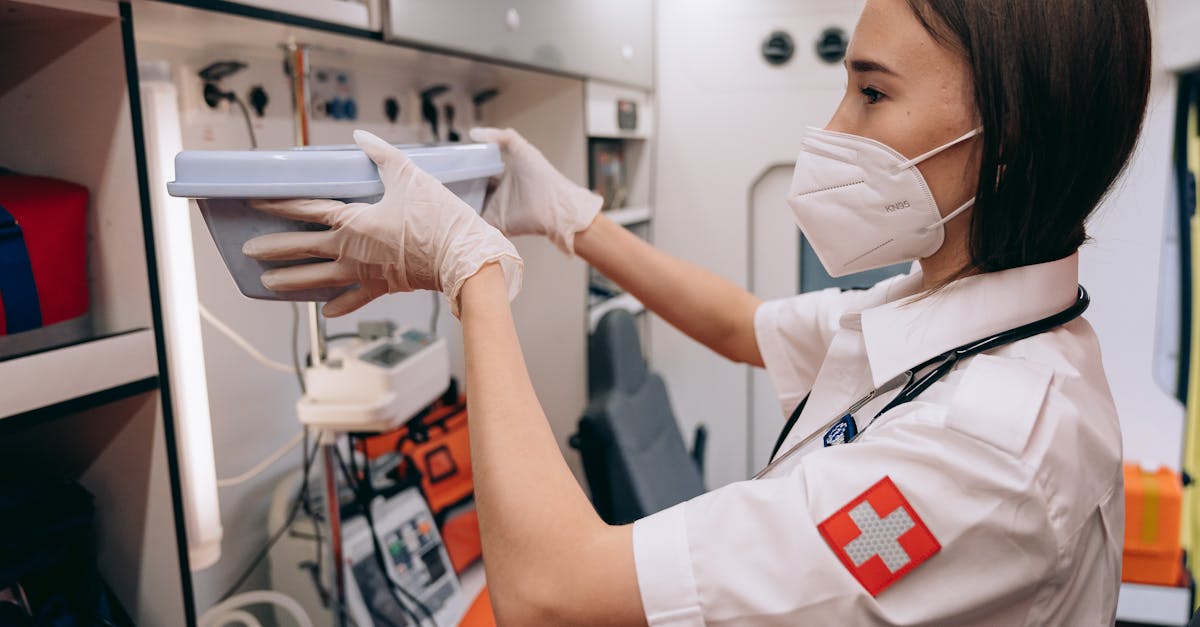 accédez gratuitement à une formation complète pour devenir ambulancier, avec des ressources professionnelles et des cours adaptés à tous les niveaux.