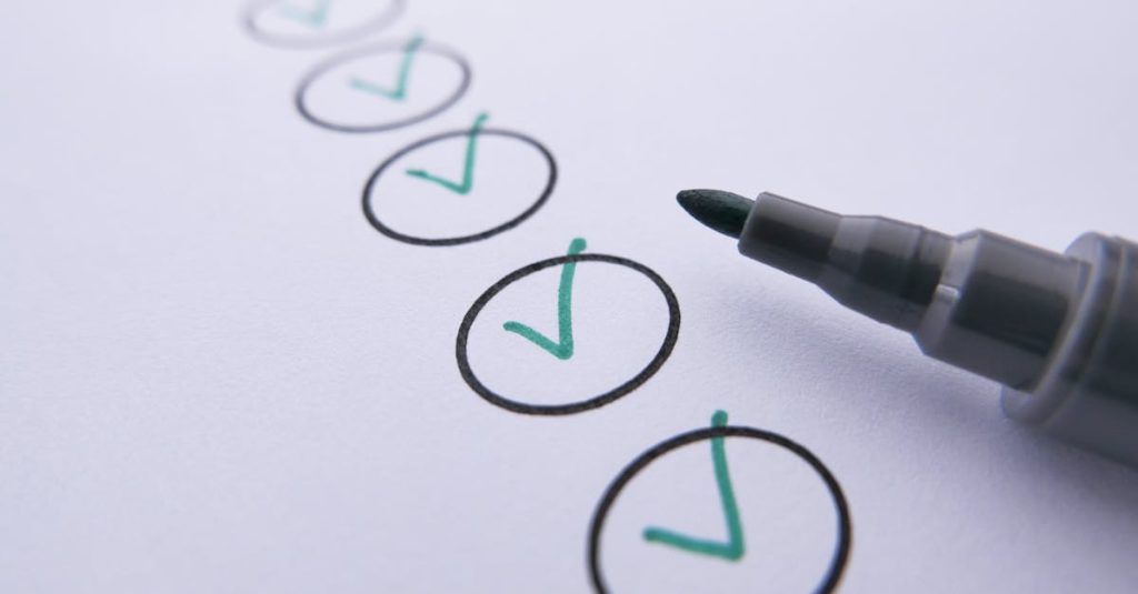 vérification des trimestres de retraite : assurez-vous que vos périodes cotisées sont correctement validées pour bénéficier pleinement de vos droits à la retraite.